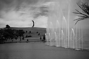 Daniel Burren, 'Green and White Fence' (1999/2001) and Bernar Venet, '88.5° ARC x 8' (2012). Gibbs Farm sculpture park, New Zealand. Photo: © Ginny Fisher & Ocula.